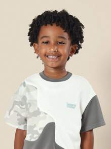 SUMWON Conjunto de camiseta y pantalones cortos de niños de verano con estampado de camuflaje de bloques, casual, de moda holgada, con cintura elástica y cordón, ropa de juego