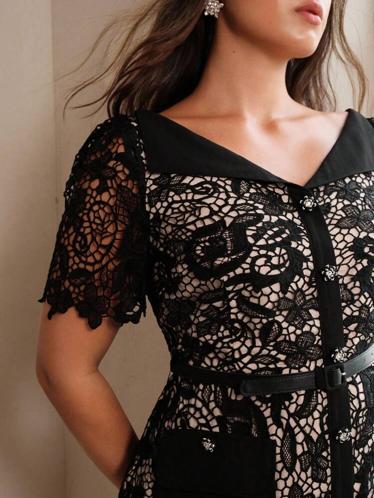 Plus Size Women V-Neck Short Sleeve Waist Cinched Elegant Lace Midi Dress