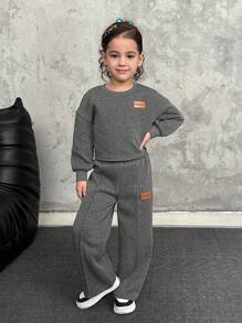 SHEIN 2pcs/Set Young Girls' & Toddler Girls' Casual Loose Drop Shoulder Applique Long Sleeve Sweatshirt And Pleated Long Pants Set, Suitable For Home, Outings, School, Gray - Grey - View 4