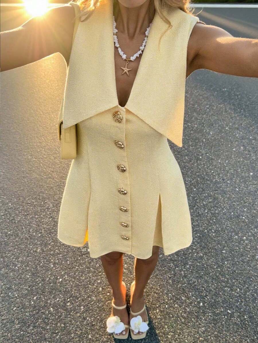 Siren Gaze 奶油黄大翻领V领粗花呢混纺质感金属扣无袖A字气质短款连衣裙教师节通勤装女简约纯色大翻领前扣连衣裙夏