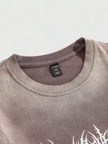ROMWE MEN Grunge Punk Men's Casual Distressed Letter Graphic Beaded Detail Short Sleeve T-Shirt, Summer - Grey - View 3