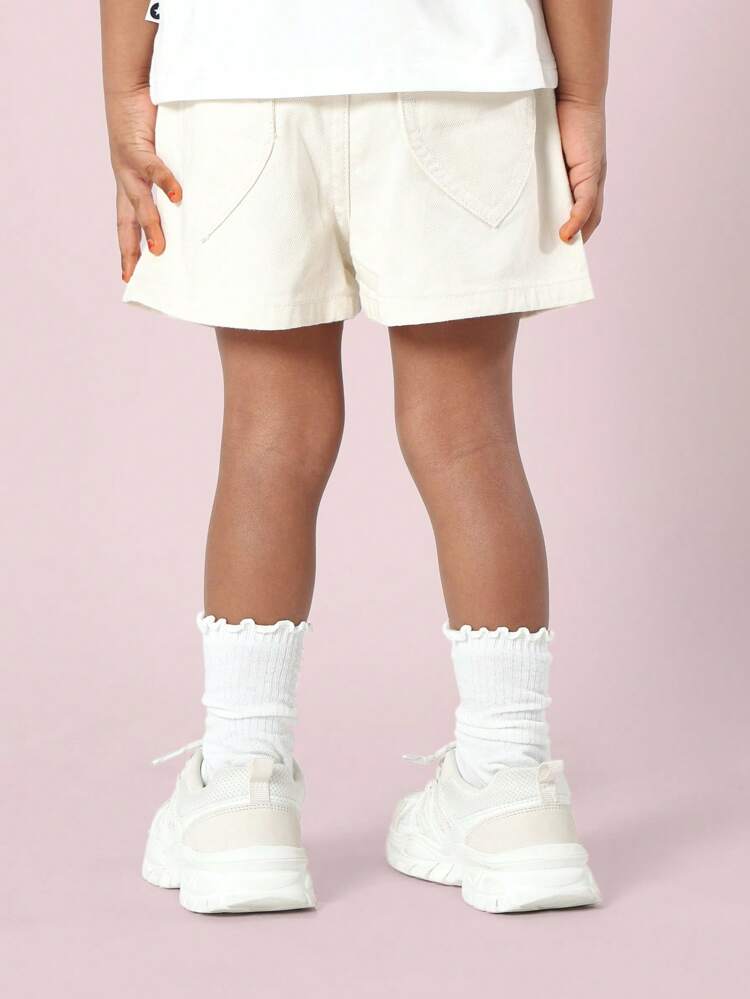 Twill Shorts With Heart Pockets And Plain Hem