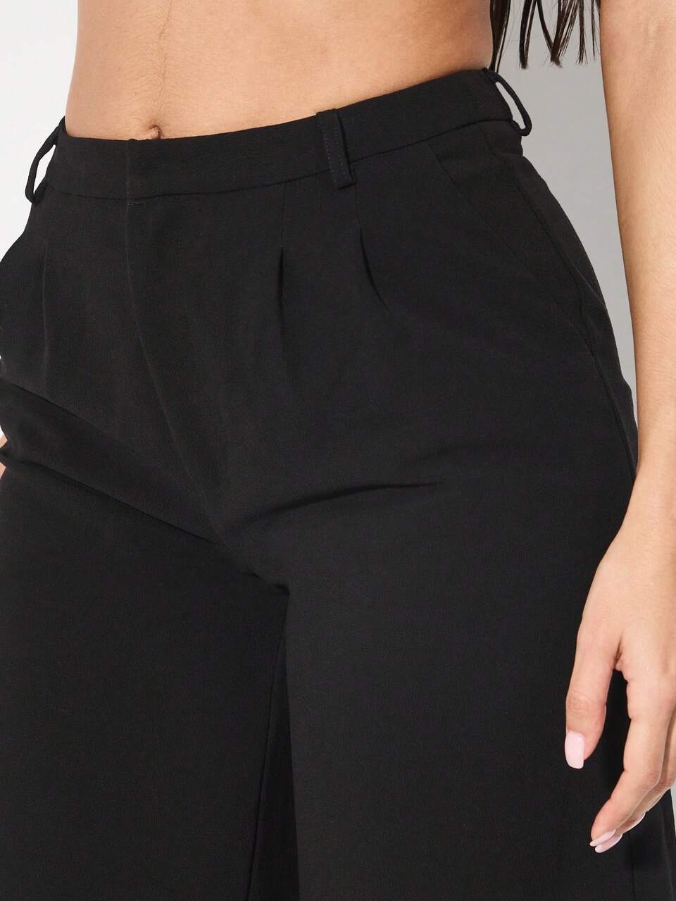Tailored Bermuda Shorts With Wide Leg Design