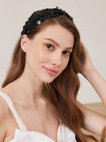 MOTF PREMIUM GLITTER SQUINS CRISS-CROSS HEADBAND - Black - View 9