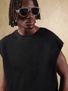 SUMWON 无袖背心，情感缺失图案印花，夏季节日毛边露脐肌肉宽松版型，街头风简约宣言休闲款 - 黑色 - 查看 5