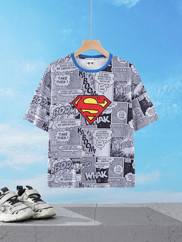 SUPERMAN X SHEIN Tween Boy Cartoon Superhero Black & White Newspaper Pattern Cool & Stylish Gray Short Sleeve T-Shirt