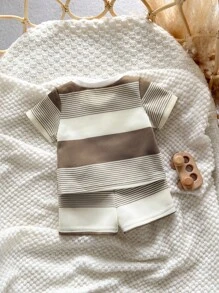 Newborn Baby 2pcs/Set Colorful Striped Knit Soft Round Neck Short Sleeve Pullover Top And Elastic Waist Shorts Outfit Mocha Baby Clothes Striped Baby Clothes Neutral Baby Clothes - Multicolor - View 2