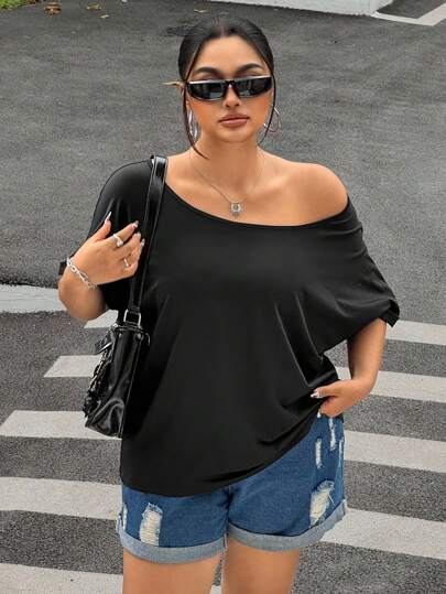 SHEIN EZwear Plus Size Casual Versatile Solid Color Asymmetric Collar T-Shirt, Summer