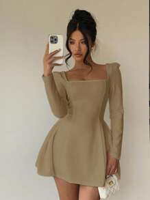 Aloruh Women's Solid Red Mini A-Line Flared Squared Collar Sexy Elegant Waist Fitted Long Sleeve Bodycon Dress, Suitable For Christmas, Dates, Parties, Autumn/Winter