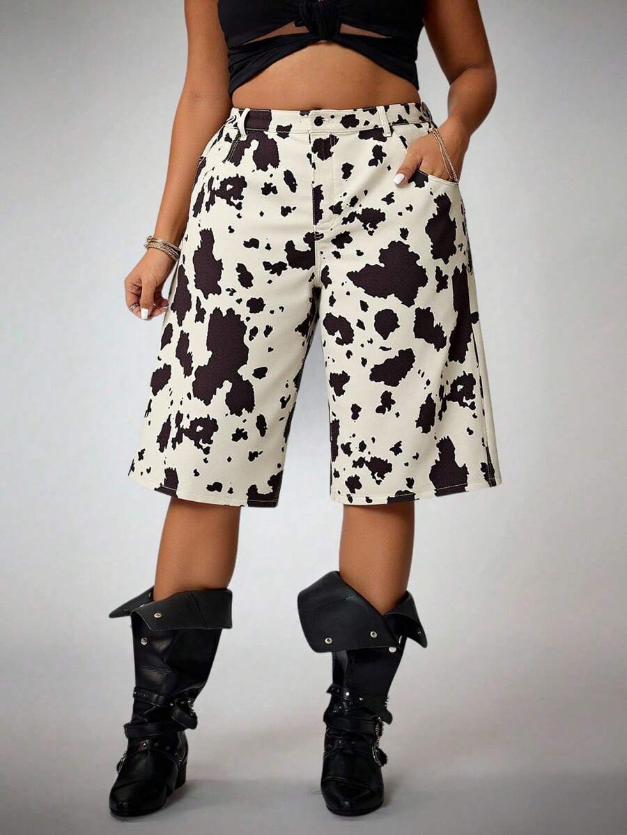 SHEIN Unity Pantalones cortos de mezclilla tipo bermuda con estampado de vaca desgastado para mujer de talla grande - Multicolor - Ver 1