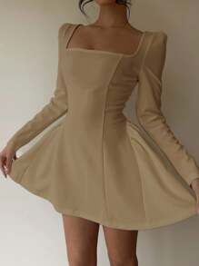 Aloruh Women's Solid Red Mini A-Line Flared Squared Collar Sexy Elegant Waist Fitted Long Sleeve Bodycon Dress, Suitable For Christmas, Dates, Parties, Autumn/Winter