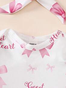 SHEIN Newborn Baby Girl Long Sleeve Romper, Sweet Heat Bow Pattern, Long Sleeve Bodysuit With Headband, Soft And Comfortable Clothing As Gift, Essential For Every Baby, All Season Style, Infant Photography Dress, 100-Day Gift, Cute And Soft Casual Outfit, Newborn 0-9 Months, Suitable For Outdoor And Daily Wear Baby Girl Jumpsuit Newborn Baby Girl Jumpsuit Fall Winter