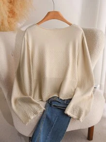 CosyJoli 秋冬大码休闲菠萝纹镂空圆领喇叭袖口长袖套头衫 - 杏色 - 查看 2