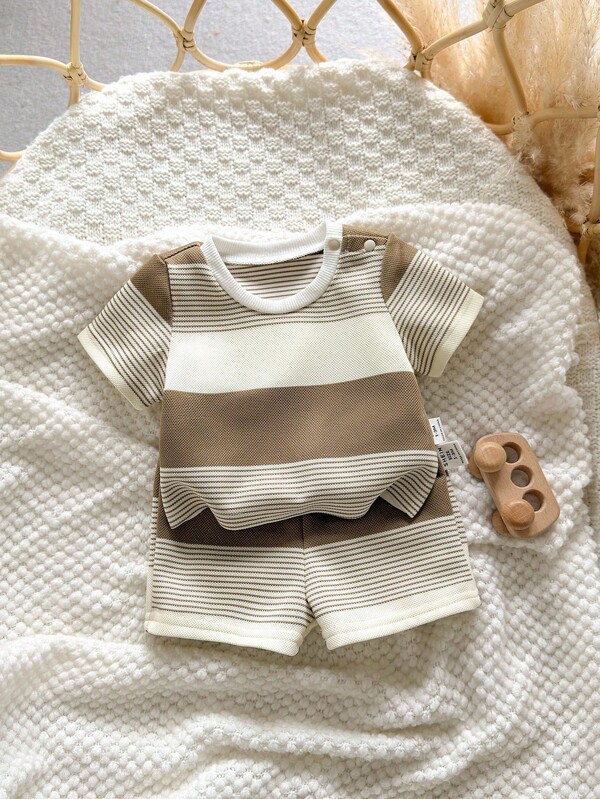 Newborn Baby 2pcs/Set Colorful Striped Knit Soft Round Neck Short Sleeve Pullover Top And Elastic Waist Shorts Outfit Mocha Baby Clothes Striped Baby Clothes Neutral Baby Clothes