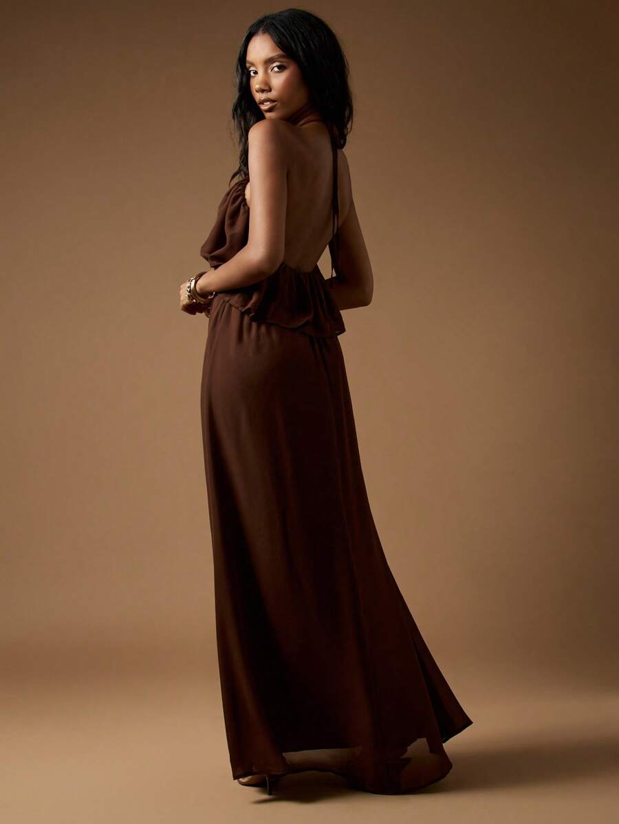 MISSGUIDED Halter Neck Empire Waist Maxi Dress With Ruffle  OverlayMISSGUIDED