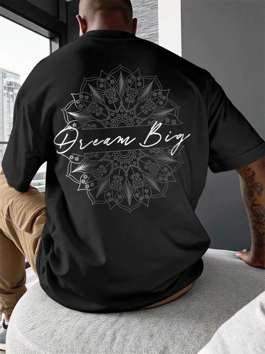Manfinity Homme Schul-Kleidung Jungen Herren Herren Lässiges grafisch bedrucktes Rundhals Kurzarm T-Shirt, Sommer Oversized T-Shirt Herren Grafik Herren Slogan Grafik Drop Shoulder Tee Dream Big T-Shirt Drop Shoulder Bedrucktes T-Shirt für Herren, 2000er Jahre Stil