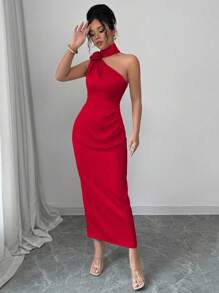 SHEIN PETITE Elegant Crinkle Satin Color Dressing Apricot Color French Vacation Dress, Ruched Waist Bodycon Dress, Fashionable Asymmetric Sleeveless Sash Dress