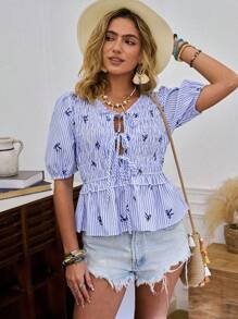 SHEIN LUNE بلوزة قصيرة الأكمام مع كشكش في الأطراف مطبوعة بشريط منسوج وسحاب، مناسبة للارتداء اليومي والخارجي والإجازات والريف - متعدد الألوان - مشاهدة 6