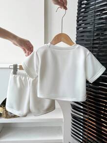 SHEIN 2 件套女婴休闲日常可爱趣味标语重磅针织运动衫和短裤套装 - 白色 - 查看 2