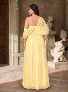 Aureia فستان أنيق وأنثوي للمقاسات الكبيرة مناسب للصيف والخريف، من الشيفون الأصفر بأكمام متدلية مطوية وشق عالي في الذيل على شكل حرف A، مناسب لحفلات الزفاف والعطلات والرقص والمناسبات الخاصة مع الصديقات والعروس وصبايا العروس