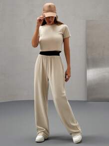 EURMUSE 女士纯色纹理针织面料两件套短袖短款 T 恤搭配撞色松紧带和阔腿休闲裤慢跑裤搭配撞色松紧带周末装 - 米色 - 查看 3