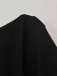 SHEIN Unity Gaun Mini Bodycon Seksi dan Modis dengan Kontras Hitam & Putih dan Tali Bahu Tipis, Cocok untuk Liburan Pantai atau Resor, Musim Semi/Panas - Hitam dan Putih - View 6