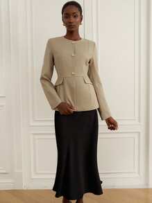 Aveloria Rosie 简约而不失优雅的女士通勤百搭复古金色装饰金属扣腰部拼接设计修腰长袖女士西装外套