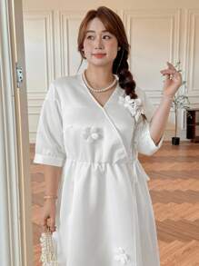 SHEIN LUNE Váy thường ngày màu trơn cỡ lớn cho nữ có họa tiết hoa 3D và eo thắt - trắng - Xem 5
