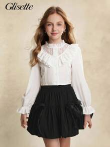 Camicia elegante casual bianca con maniche lunghe in pizzo e motivi traforati, adatta per ragazze adolescenti