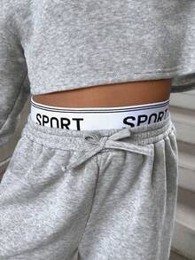 SHEIN 青少年女孩灰色宽松落肩荷叶边运动衫，字母腰带运动裤套装，适合日常、居家、上学休闲装