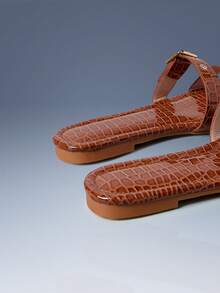 CUCCOO GRLICON 女士平底凉鞋，Y2K 朋克风格摩托车风，夏季时尚 - 棕色 - 查看 4