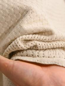 CosyJoli 秋冬大码休闲菠萝纹镂空圆领喇叭袖口长袖套头衫 - 杏色 - 查看 6