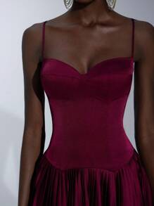 Elitara 优雅酒红色缎面吊带紧身胸衣褶皱 A 字长裙，适合约会、度假、生日、派对、婚礼、学校场合、正式晚宴礼服 - 酒紅色 - 查看 4
