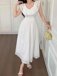 DAZY 韩版蕾丝中长连衣裙，收腰设计，时尚女士