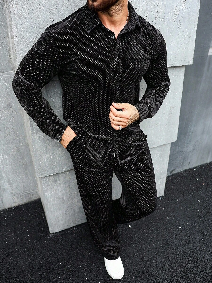 Manfinity Homme 男士长袖单排扣衬衫和裤子套装，成熟街头风格纹理宽松男士黑色两件套男士两件套西装套装男士黑色服装针织两件套男士男士两件套运动服男士两件套西装套装长袖配裤子男士黑色天鹅绒运动服 - 黑色 - 查看 1