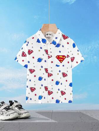 SUPERMAN X SHEIN Young Boy Cartoon Superhero Star Pattern White Breathable Casual Summer Short Sleeve Shirt