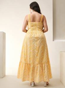 Anewsta 优雅荷叶边下摆镂空刺绣收腰A字连衣裙，浅黄色，适合海滩和度假穿着 - 黃色 - 查看 4