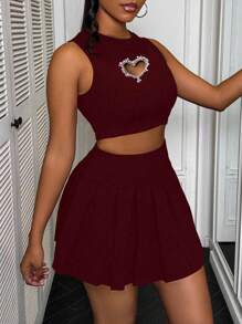 BamGleam 2pcs Women Set: Hollow Heart Rhinestone Decor Camisole Top And Pleated Mini Skirt - Burgundy - View 3