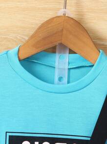 SHEIN Set de 3 piezas para niños pequeños: camiseta casual linda, pantalones cortos y bolsa, estilo deportivo de moda para la calle, para primavera y verano, escapada, vacaciones, viajes, relajación, tomar el sol