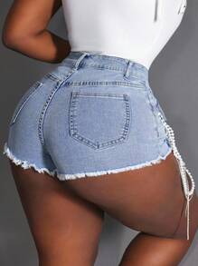 Slaydiva Plus Size Women Ripped Loose Denim Shorts With Pockets, Frayed Hem & Pearl Chain Decor, Casual - Blue - View 2