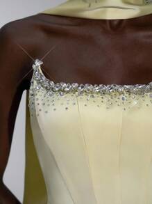 Elitara 优雅淡黄色简约大号项链，配有手工制作的渐变色水晶装饰和可拆卸链式吊坠，适合约会、度假、婚礼、正式礼服活动 - 淡黃色 - 查看 7