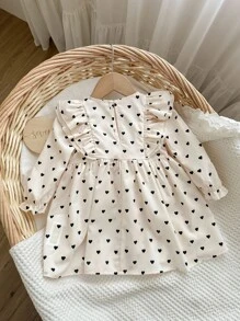 SHEIN 女婴心形印花荷叶边长袖可爱连衣裙 - 米色 - 查看 2