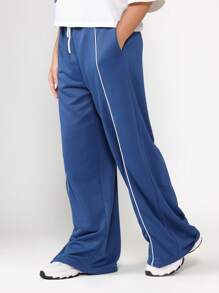SUMWON Off Shoulder Crop T-Shirt Wide Leg Jogger Co-Ord Streetwear Two Piece Set Matching Wear NY Logo Varsity Collegiate Style Casual Fall Winter Spring - Royal Blue - View 5