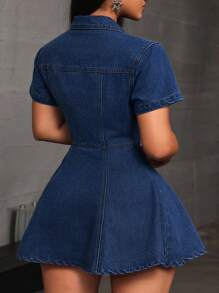 SHEIN SXY 大码女式短袖单扣休闲牛仔连衣裙 - 深色水洗藍 - 查看 3