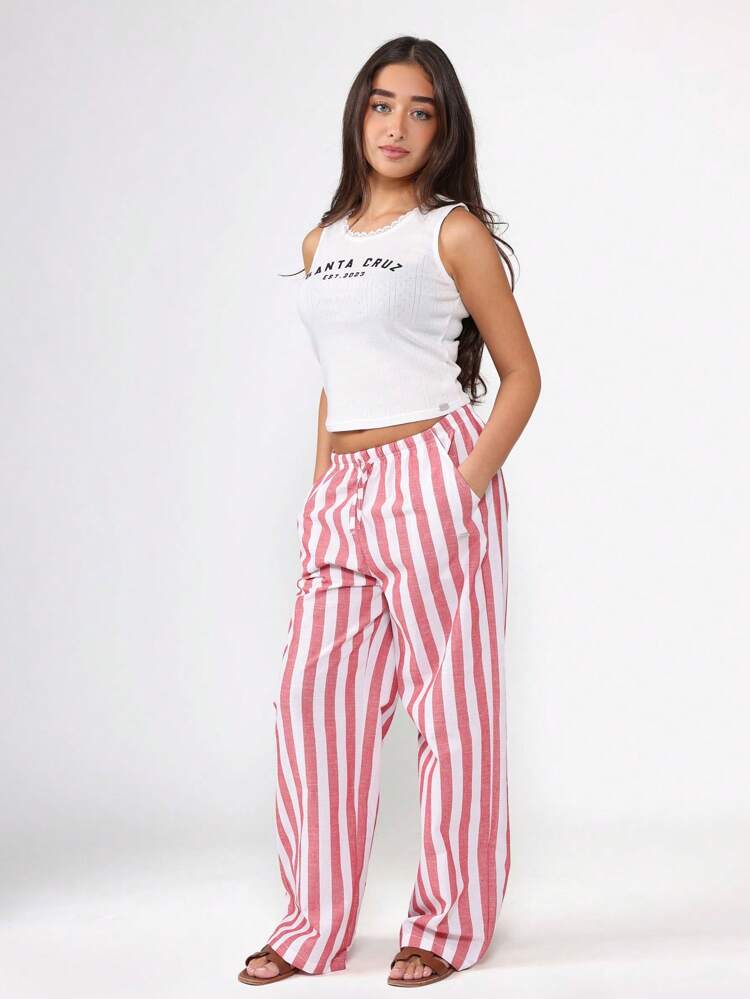 Weite Hose aus Leinen mit vertikalen Streifen