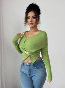 Elenzga 优雅法式性感简约金属扣小众设计修身不对称下摆女长袖针织上衣针织套头衫秋冬 - 橄欖綠 - 查看 4