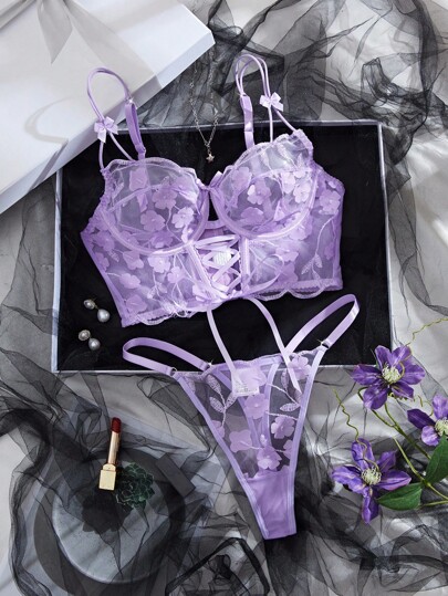 Romantic Geborduurde Front Hollow Out Underwire BH Set Paars Lingerie Bloemen Kanten See Through Birthday