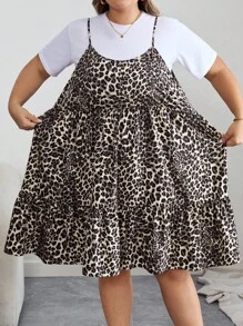 SHEIN CURVE+ Curves 大码/学校服装/返校服装/返校大码女式可爱假日豹纹露背休闲宽松吊带连衣裙，猎豹印花连衣裙 - 彩色 - 查看 6