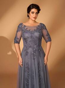 Serin Plus Size Summer Romantic Elegant Gorgeous Gray Lace Splicing Mesh Round Neck Three-Quarter Sleeves Luxury Applique Design A-Line Hem Suitable For Dinner Date Dance Bachelorette Party Music Festival Holiday Wedding Event Evening Dress Bride Mother Dress