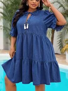 Slaydiva Vestido vaquero holgado de talla grande para mujer con cuello con cordón y bajo con volantes